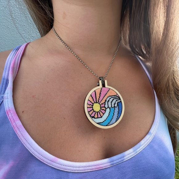 🖤THUG LIFE🖤 necklace pendant handmade jewelry gift - Picture 2 of 3